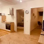 Felix Living 3, Doppelbett, Parkplatz, Ruhig & Praktisch Apartmán *