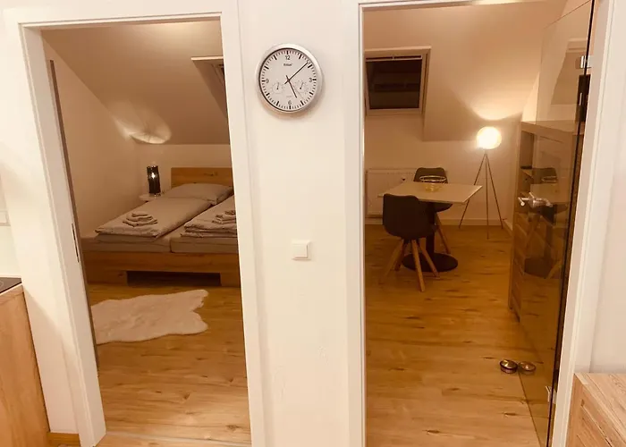 شقة Felix Living 3, Freundliche 2-zimmer In Stadtrandlage, Smart-tv & Parkplatz